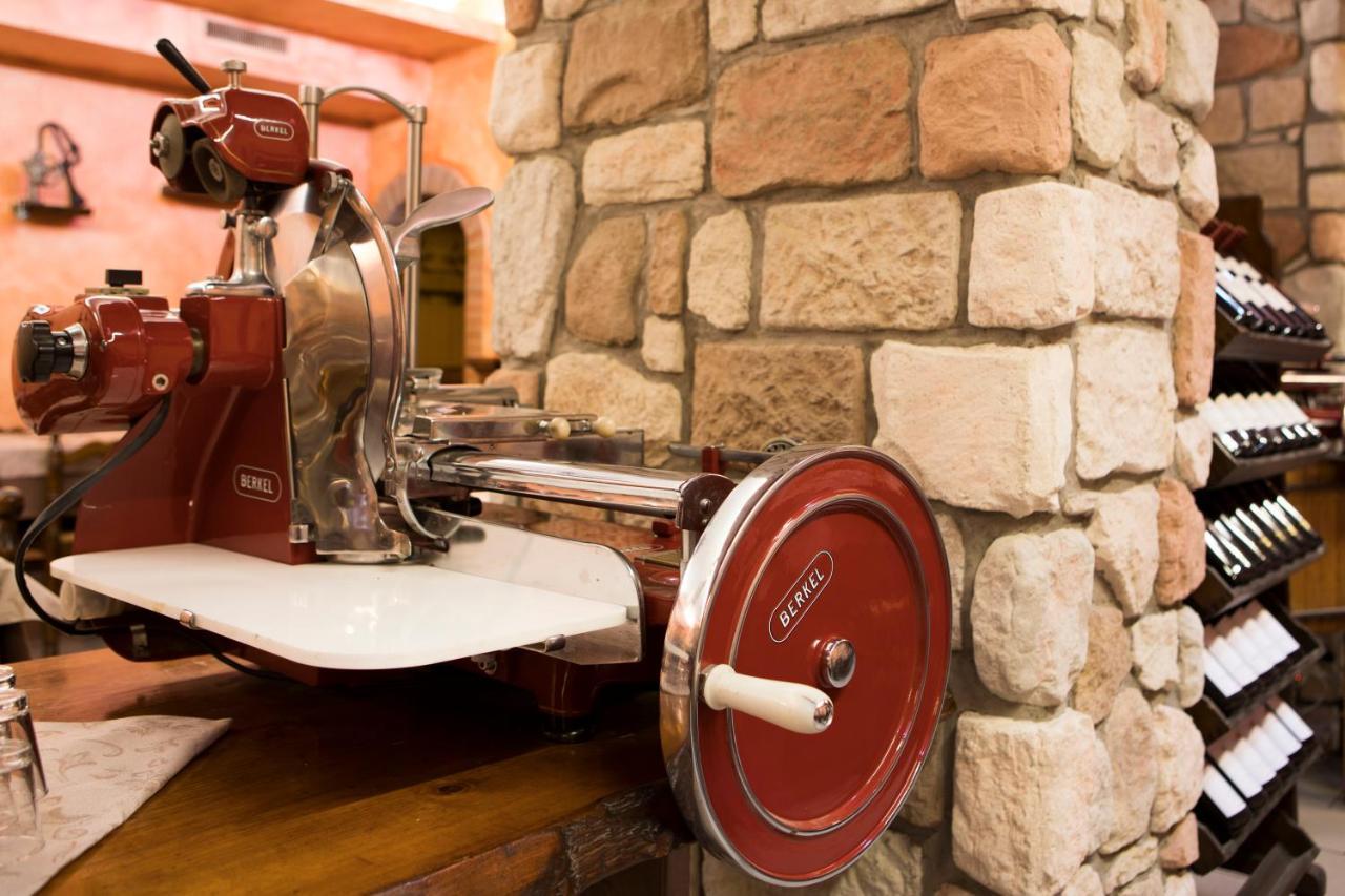 Albergo Ristorante Brera Inveruno Bagian luar foto