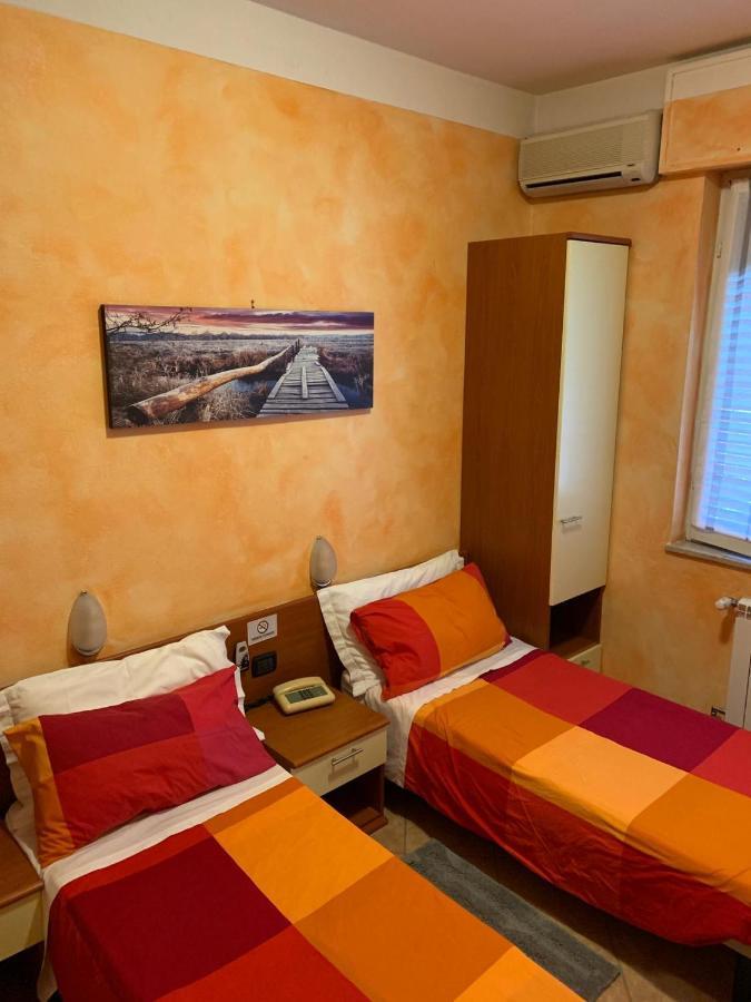 Albergo Ristorante Brera Inveruno Bagian luar foto