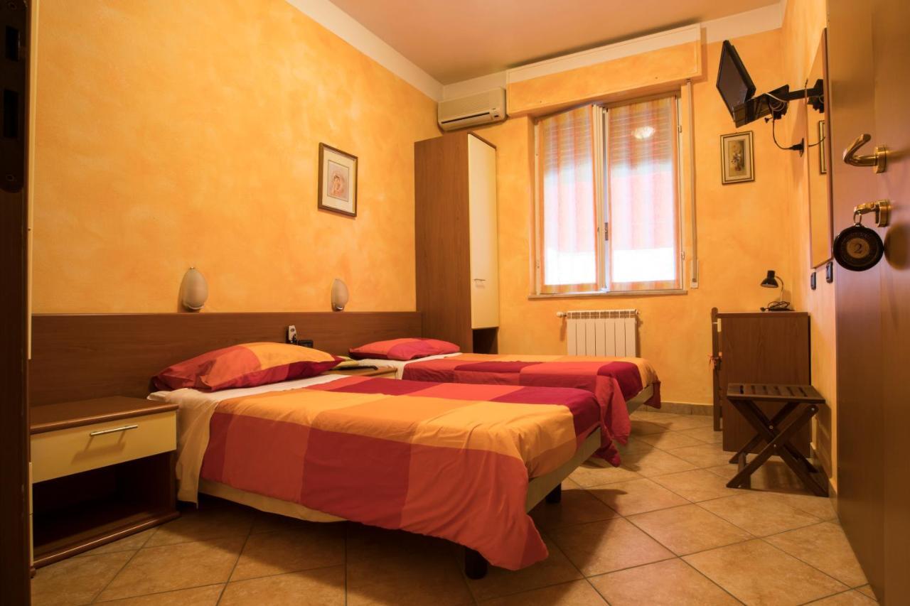 Albergo Ristorante Brera Inveruno Bagian luar foto